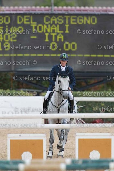 TONALI_LIMBO_GIO CAV 2011_SS3_9661.jpg